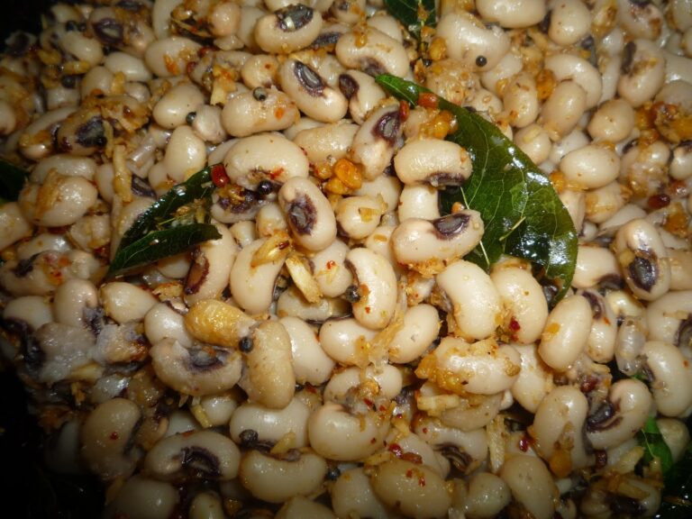 Black-Eyed Pea Sundal/Black-Eyed Peas Dry Saute -Revisited