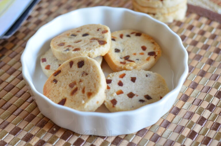 Eggless Tutti Frutti Shortbread Cookies