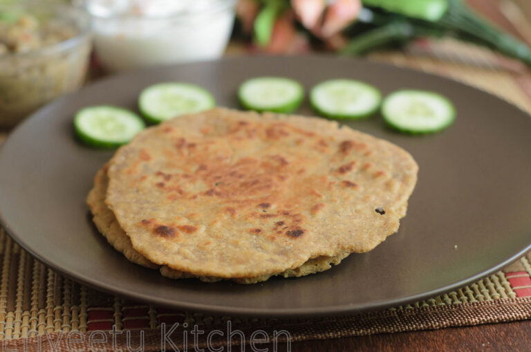 Koki - Karee  Mirch Waree/Black Pepper Flavored Koki  with Apple-Carrot Raita and Tri-Daali  - A Sindhi Breakfast Spread