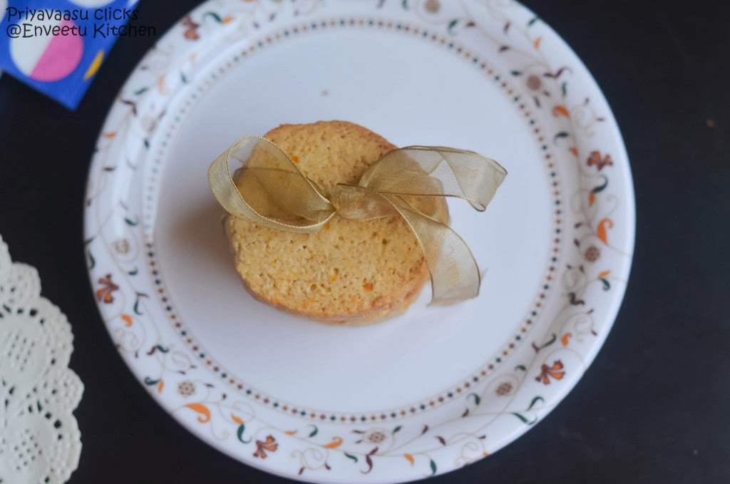 Shortbread cookies with pumpkin puree