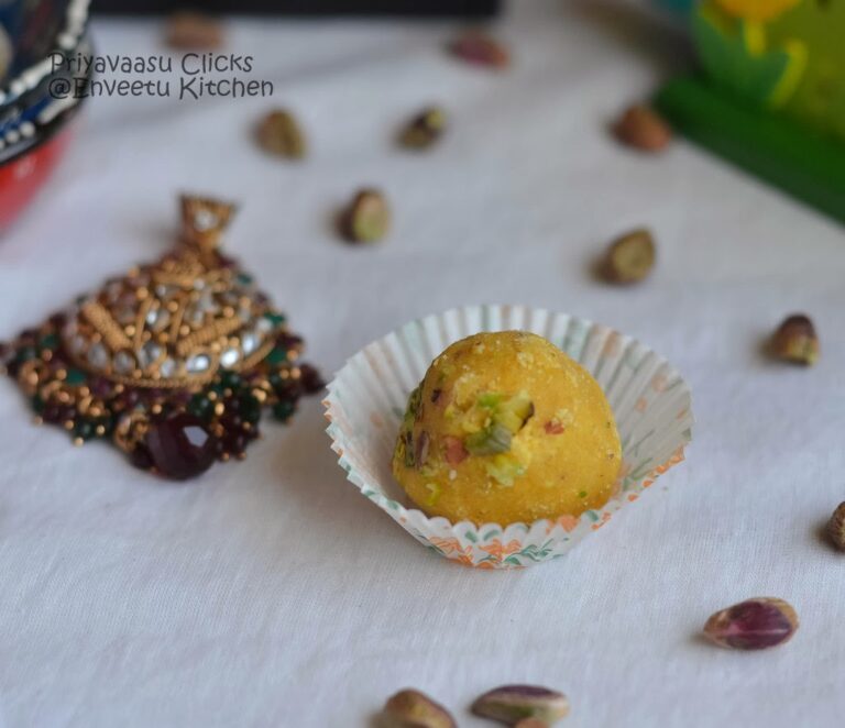 Besan Ladoo/Laddu