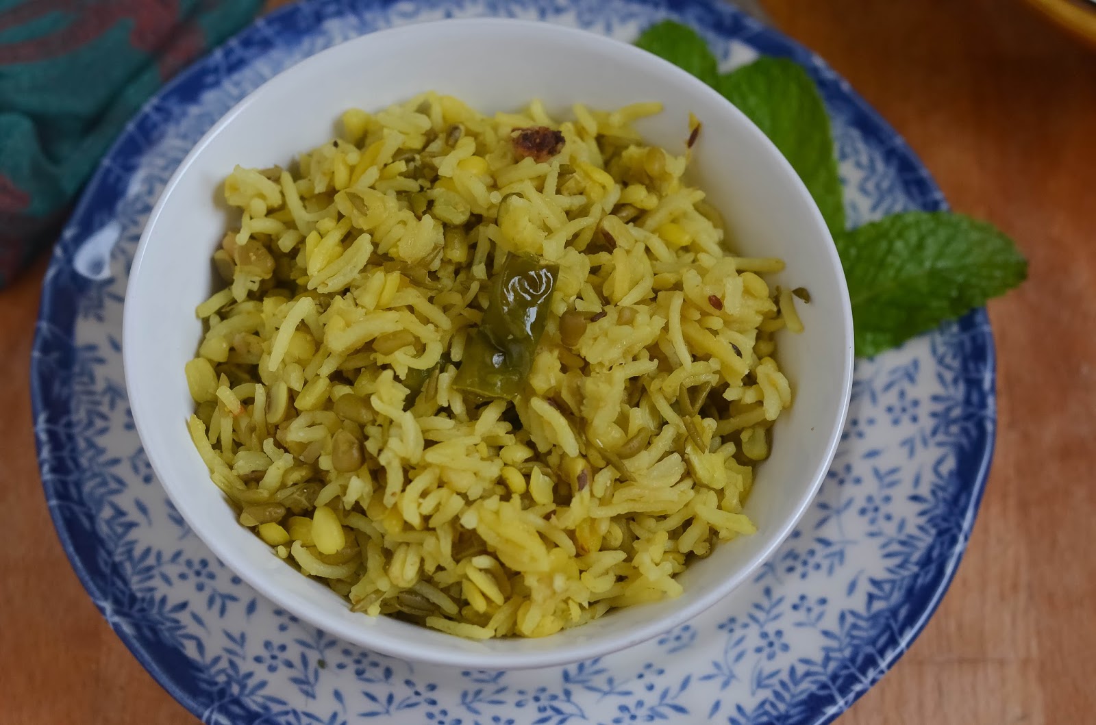 Pressure cooker khichdi recipe