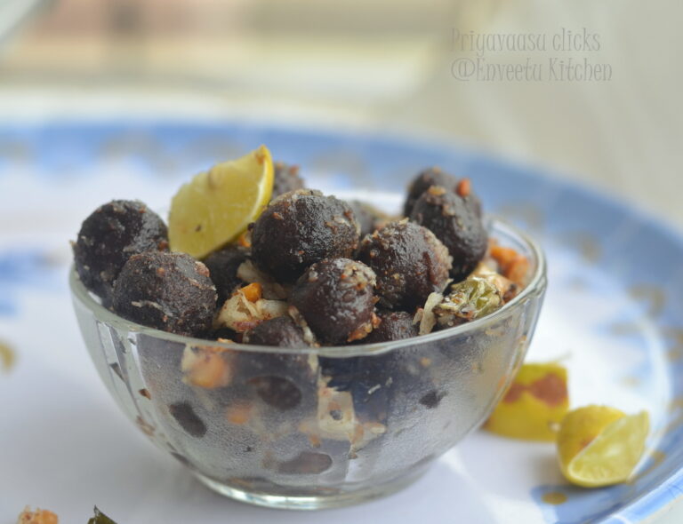 Ragi Amminikozhukattai/Savoury Ragi Dumplings