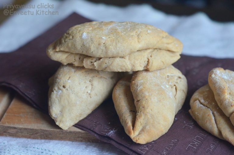 Papo Secos - Portuguese bread rolls