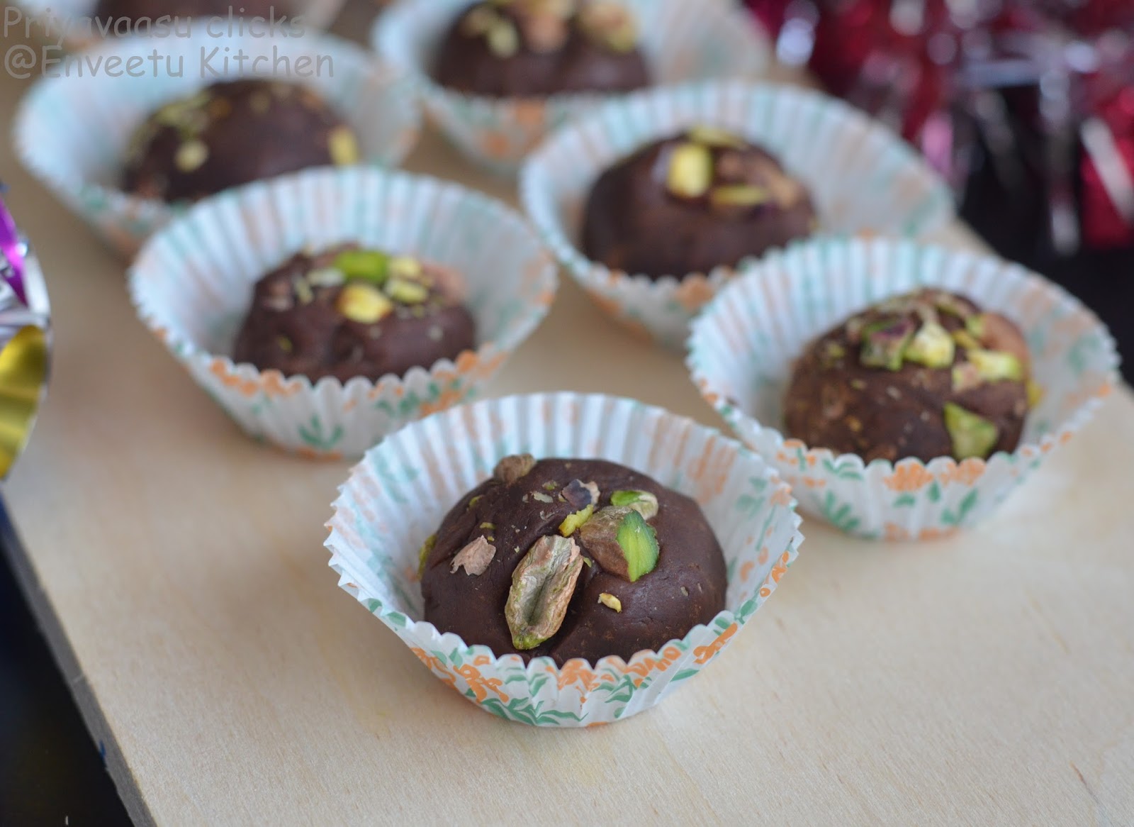 Easy festive gifts with chocolate