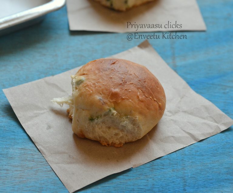 Eggless Tutti Frutti Buns