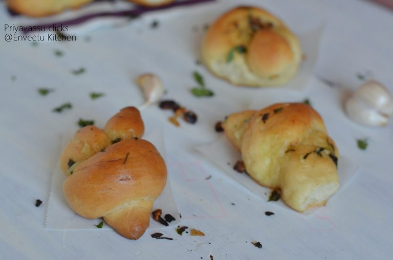 Garlic Knots