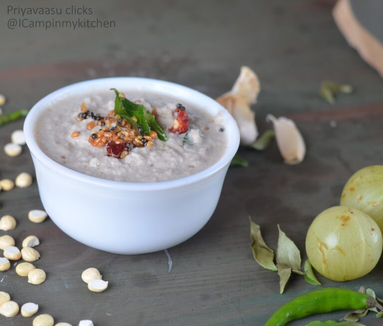 Nellikaai Thengai Chutney/Amla Coconut chutney - Side dish for Idly/dosa