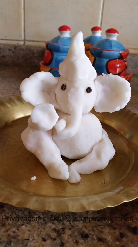 cute ganesha idol 