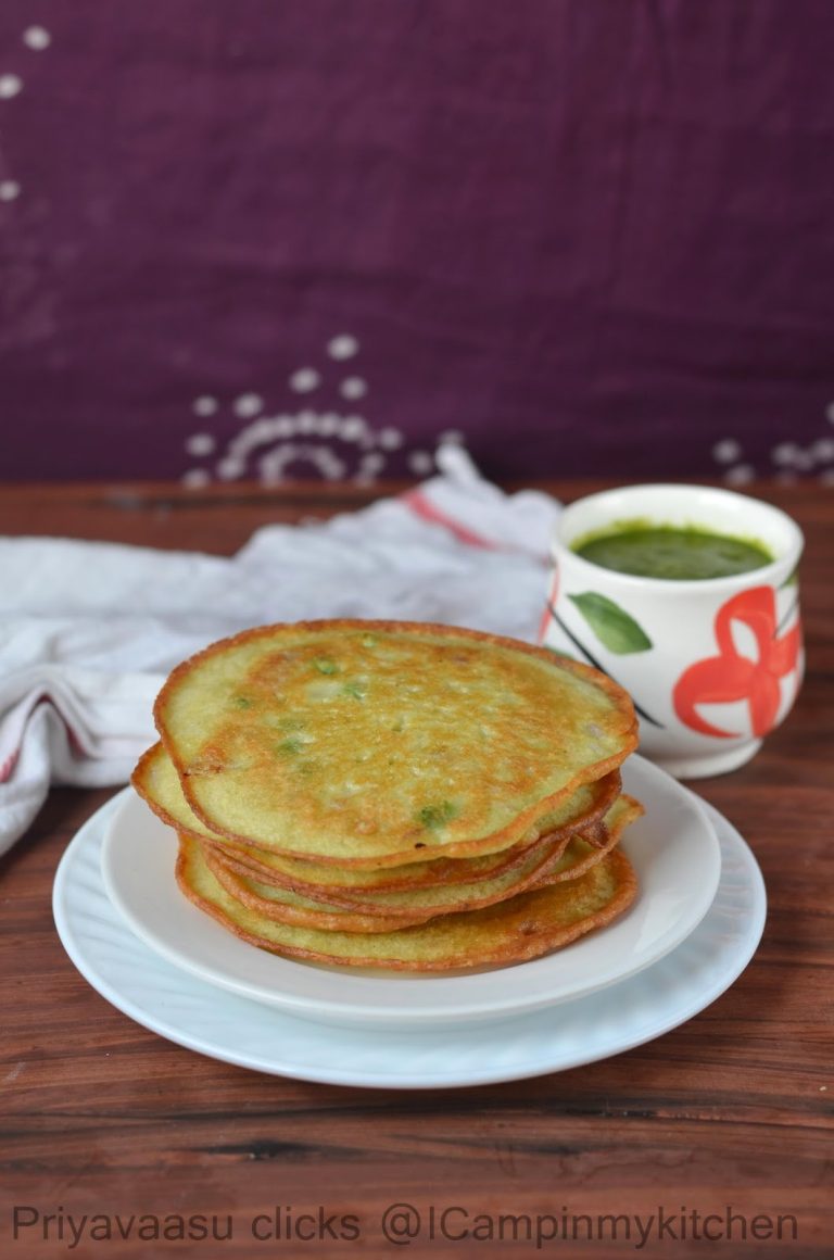 Dhuska wih coriander chutney from Jharkhand