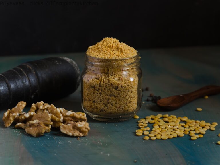 Walnut Paruppu Podi