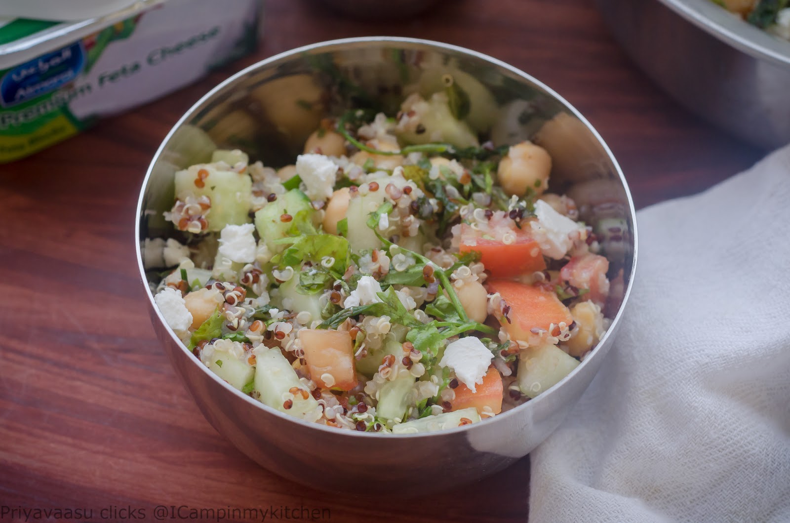 How to make quinoa salad 
