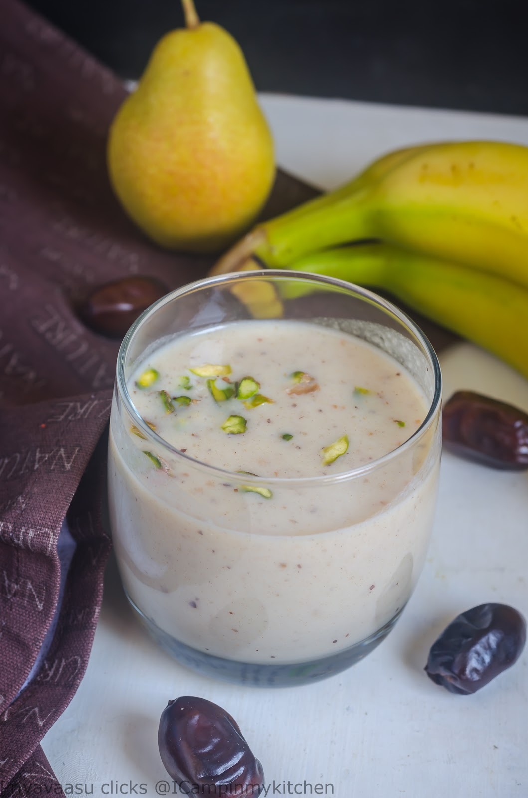 Smoothie with fresh banana and pears