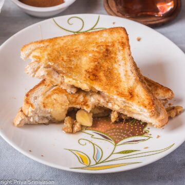Banana Honey Walnut Sandwich Recipe