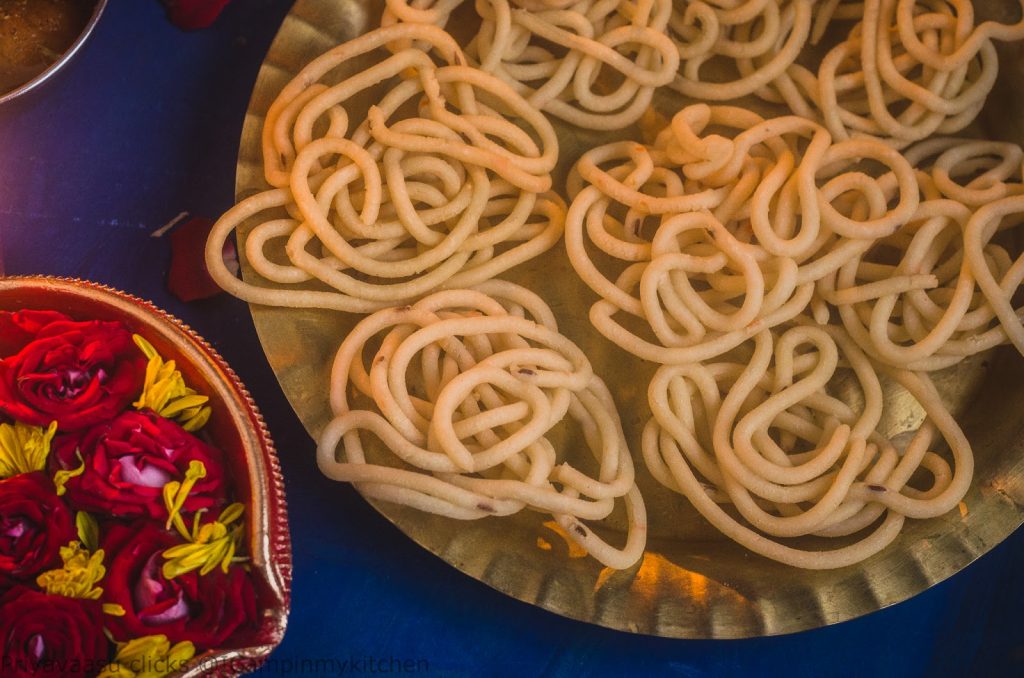 Urad dal murukku 