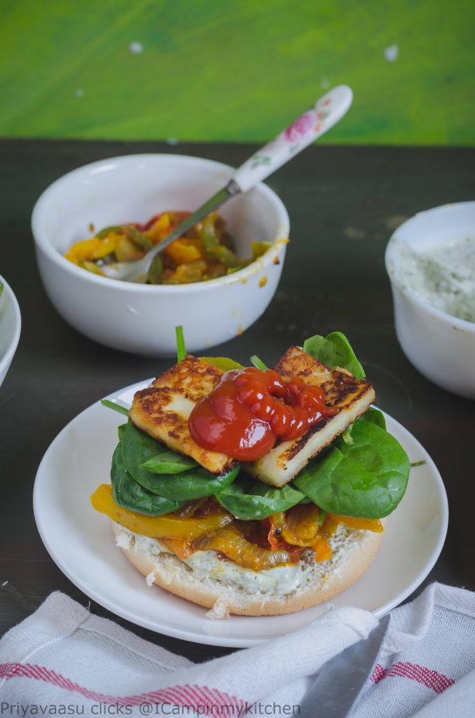 Paneer burger