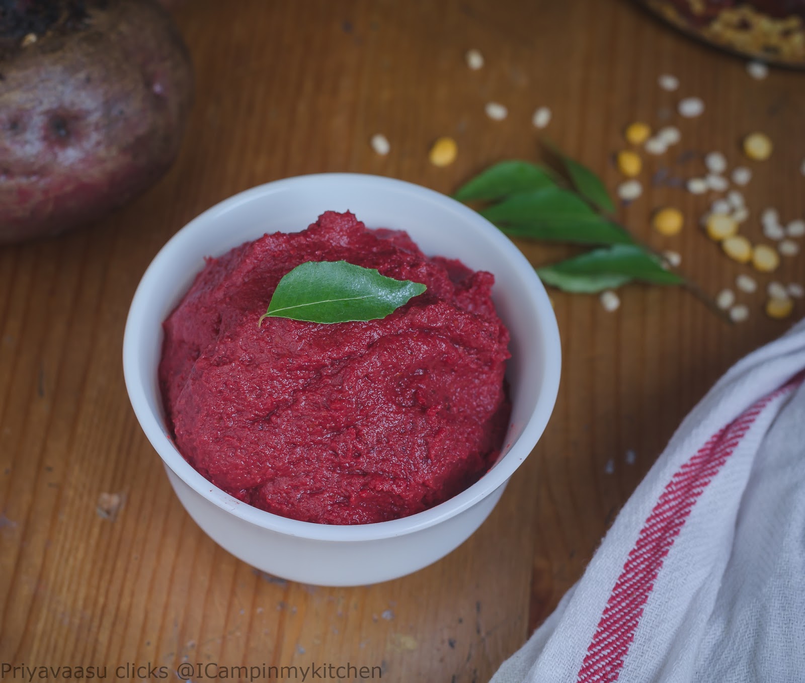 How to make beetroot thengai thuvayal