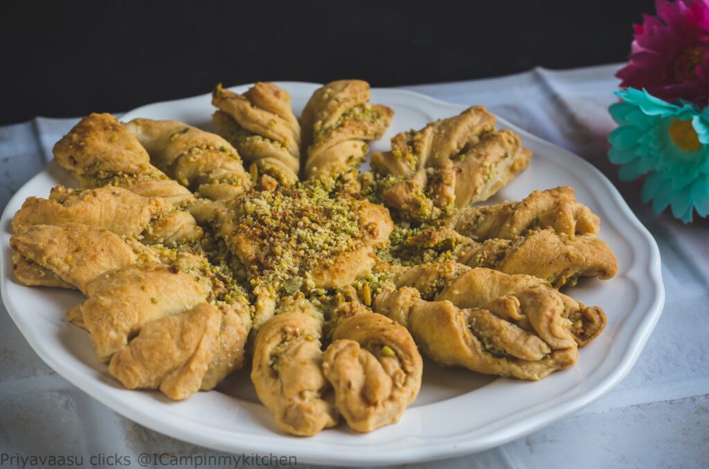 Puff pastry baklava 