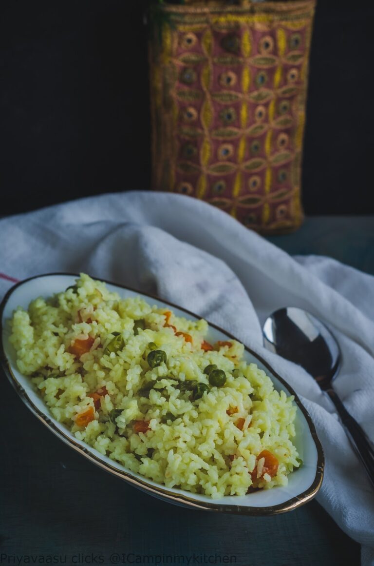WALI WA JUNDE NA KAROIT, TANZANIAN COCONUT RICE WITH PEAS AND CARROTS