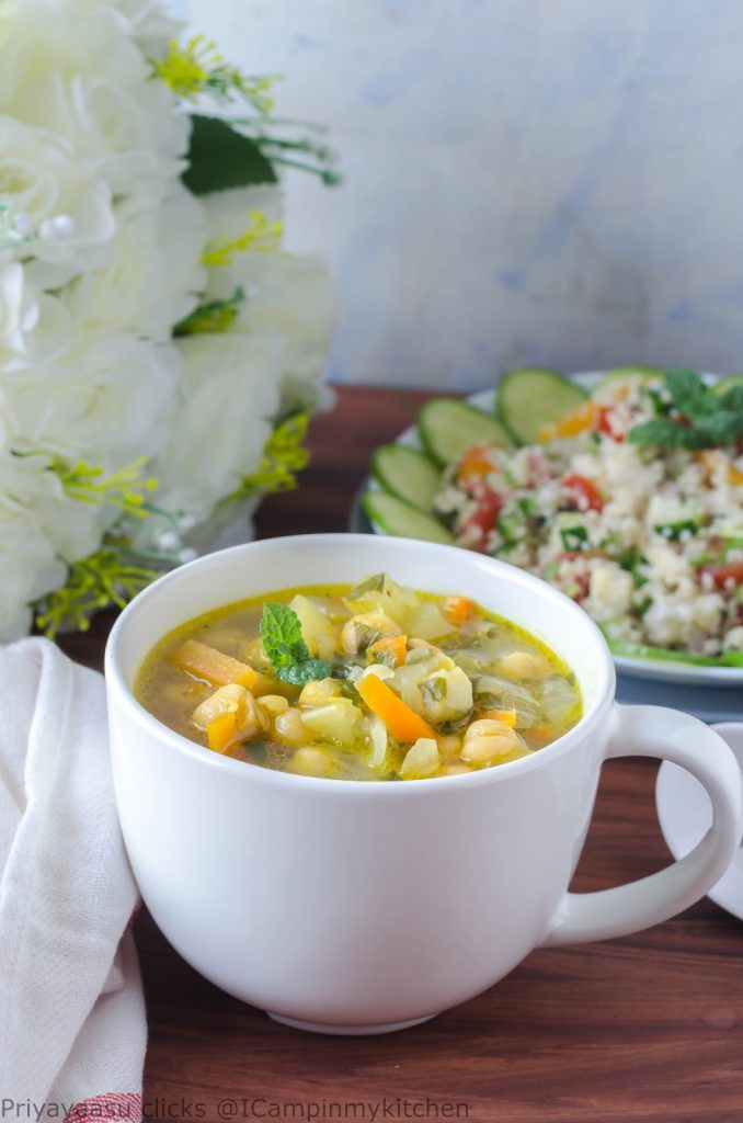 Vegan chickpea soup 