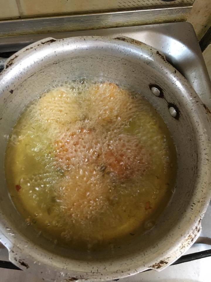 frying carrot vadai 