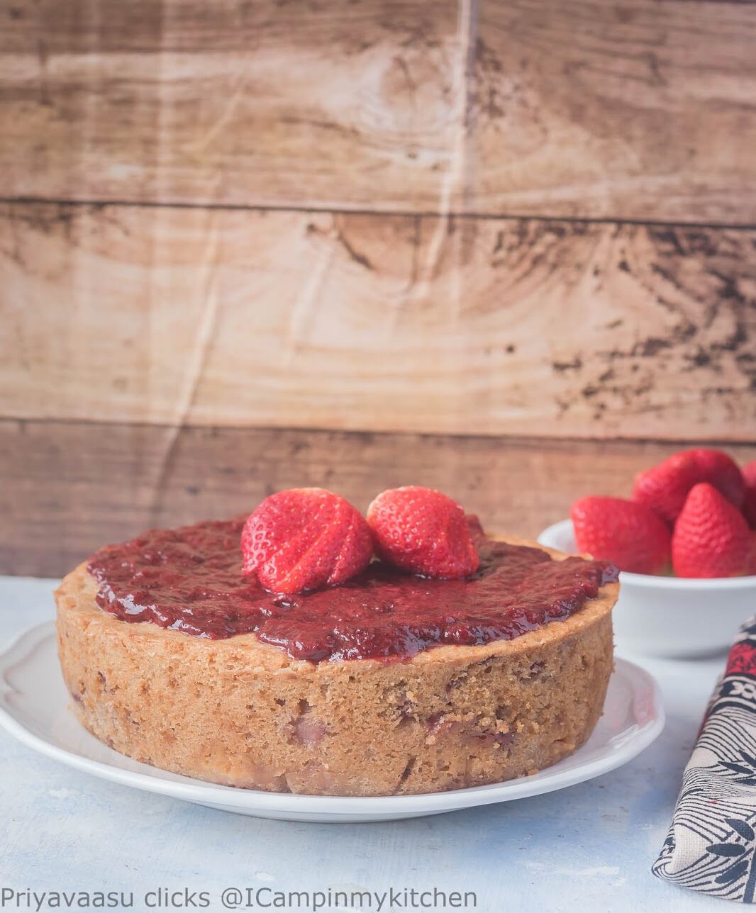 Eggless strawberry cake