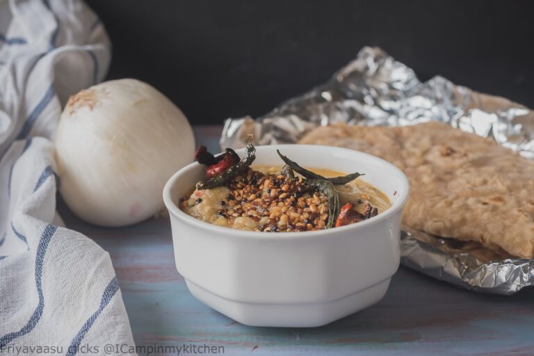 White onion Kootu - Vellai Vengayam Kootu