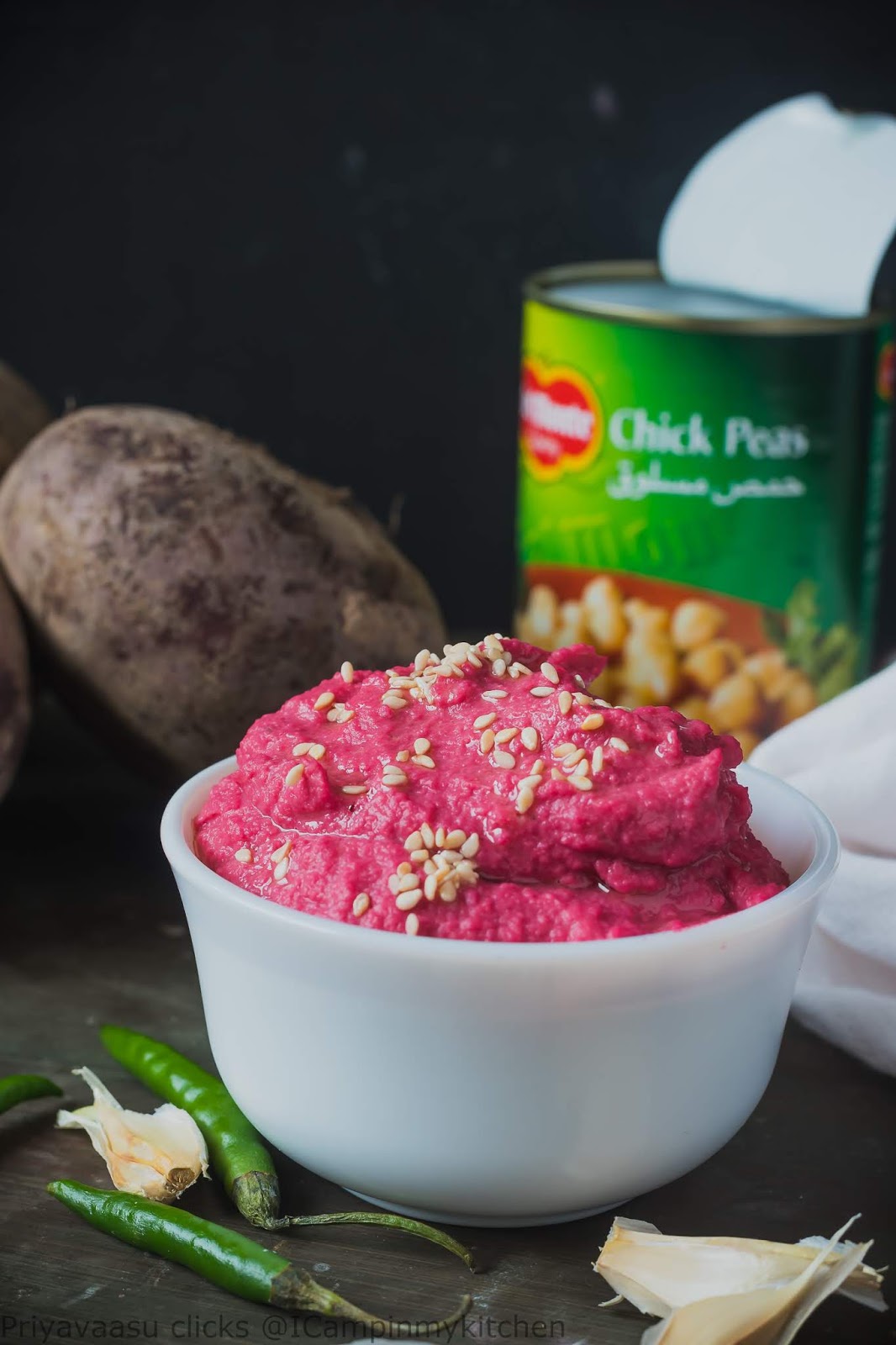 Lets serve colorful beetroot chickpeas dip with bread