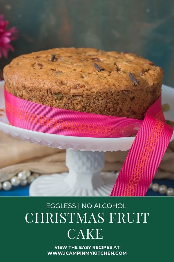 Christmas fruit cake pin