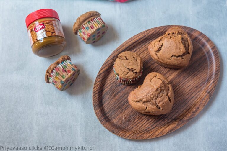 Vegan Banana and Cookie Butter Muffins/Vegan Banana and Biscoff muffins