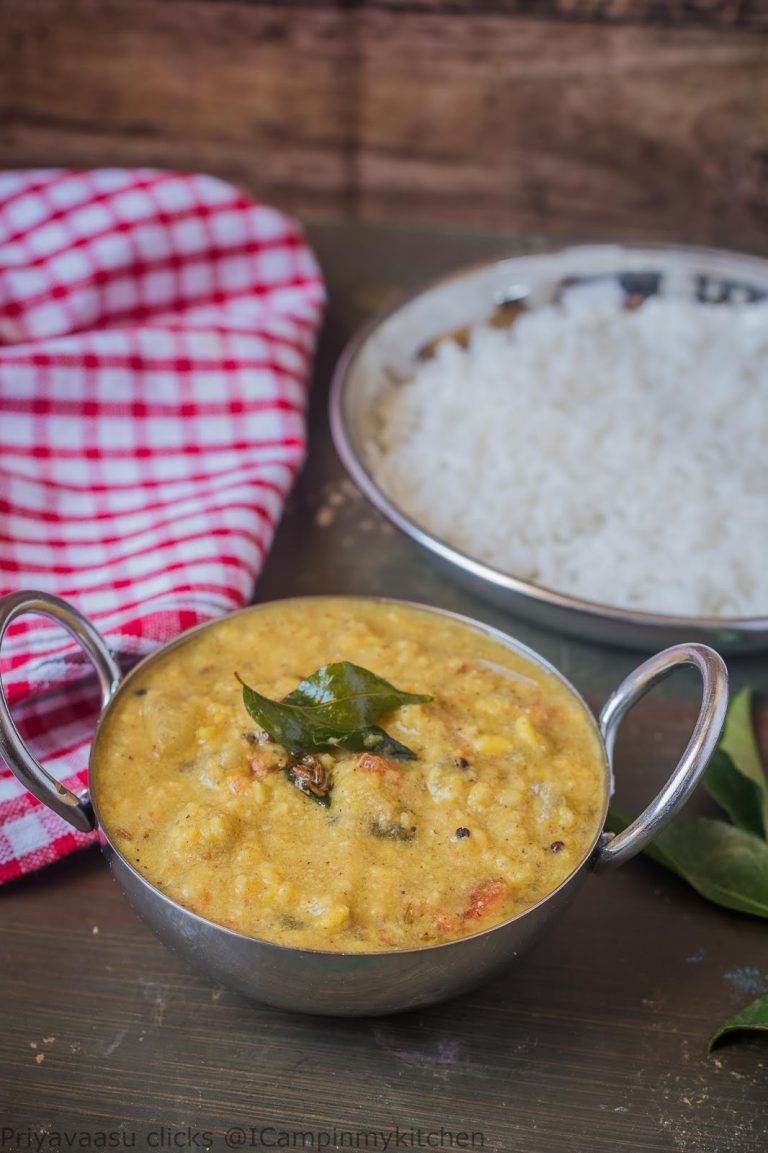 Vellari Araichuvita kootu | Yellow Cucumber Kootu with fresh masala