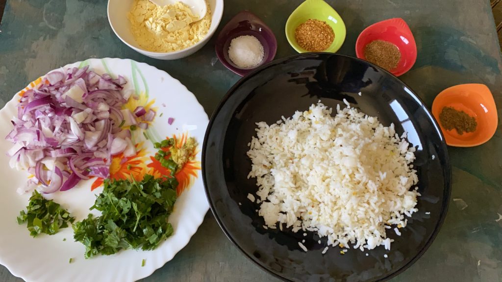 ingredients for the pakoda