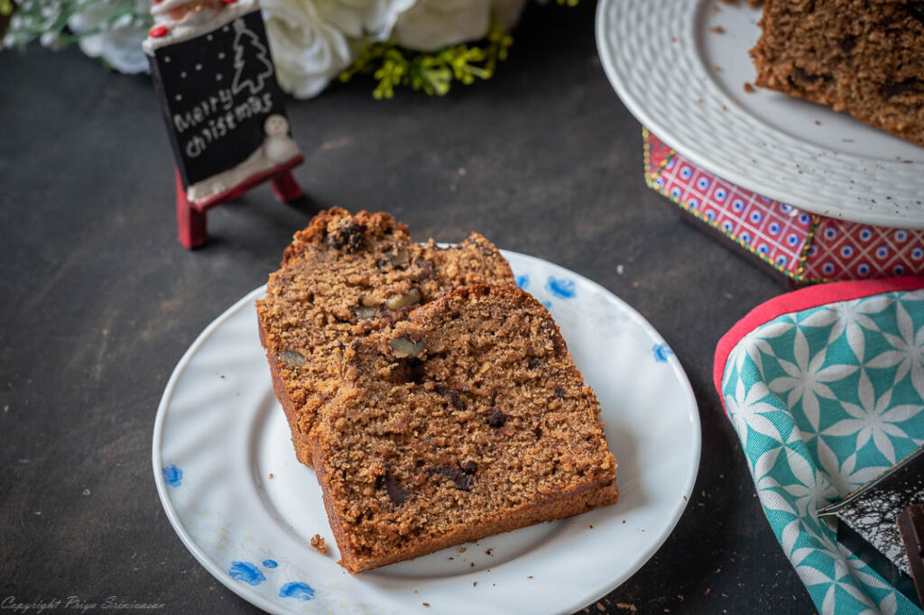 Banana bread with chocolate chunks 