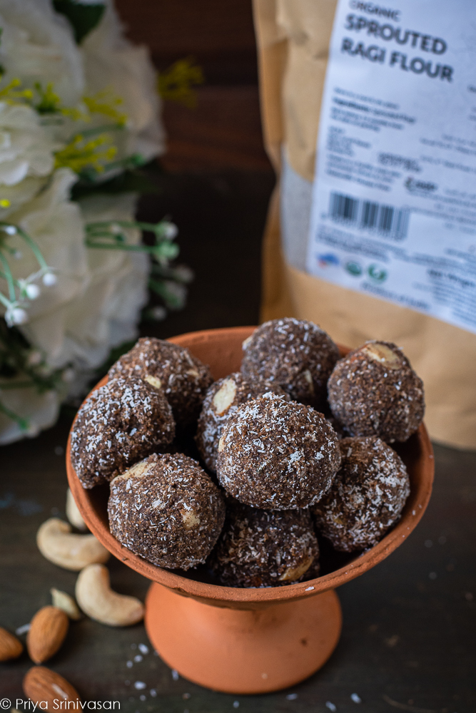 Ragi Ladoo made in microwave