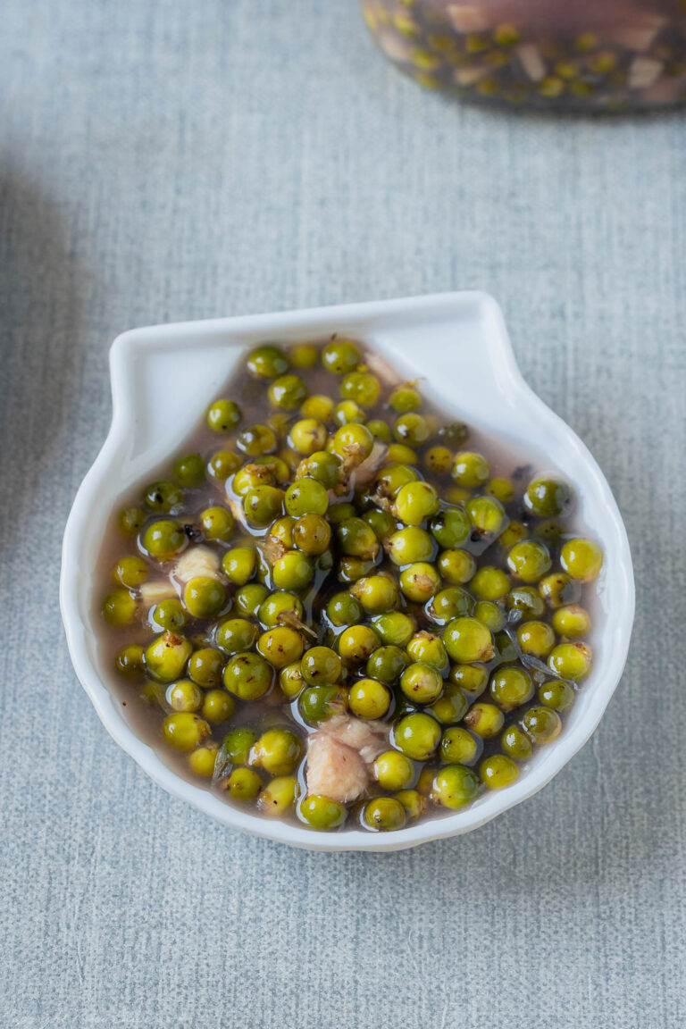 Kurumilagu pickle