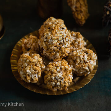 Puffed rice jaggery balls