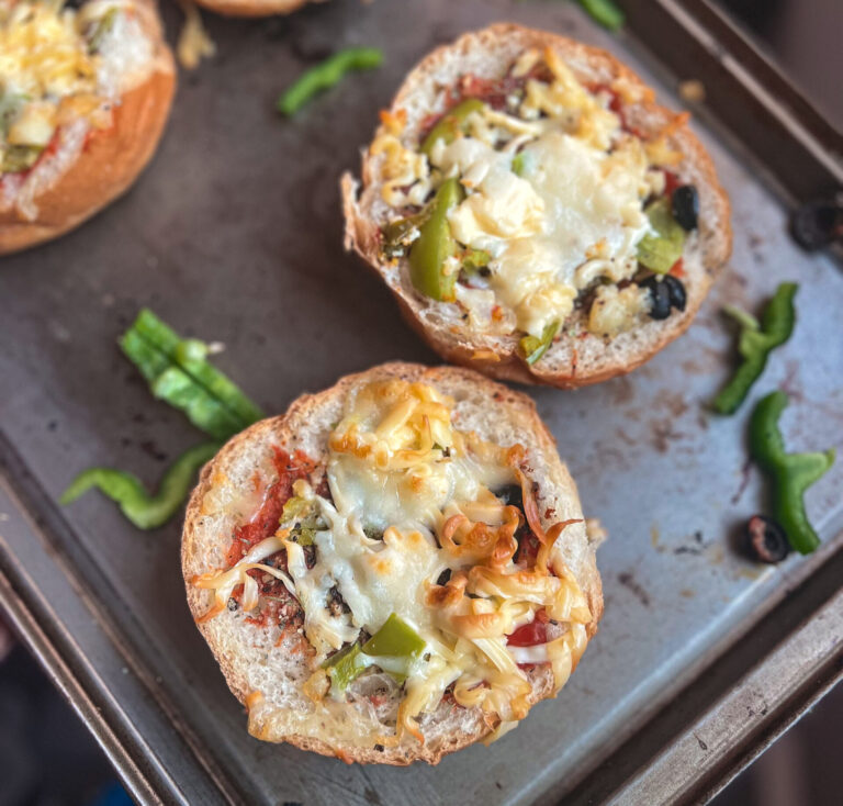 Delicious pizza buns
