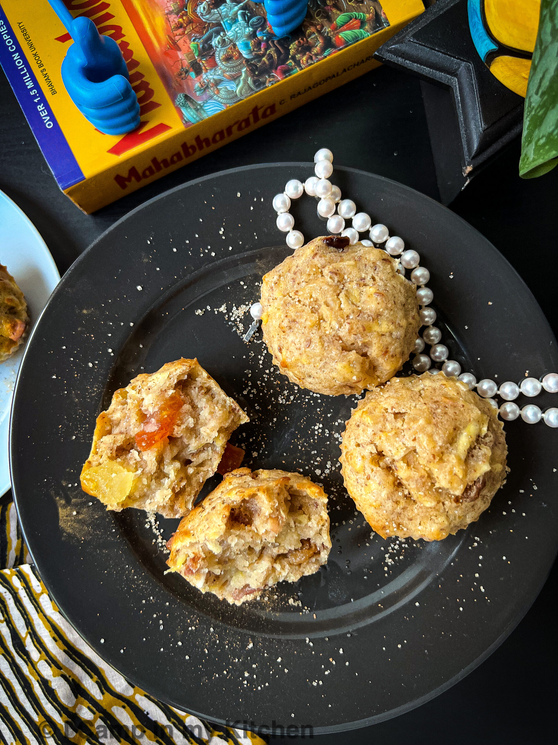 Soft and fluffy apple muffins