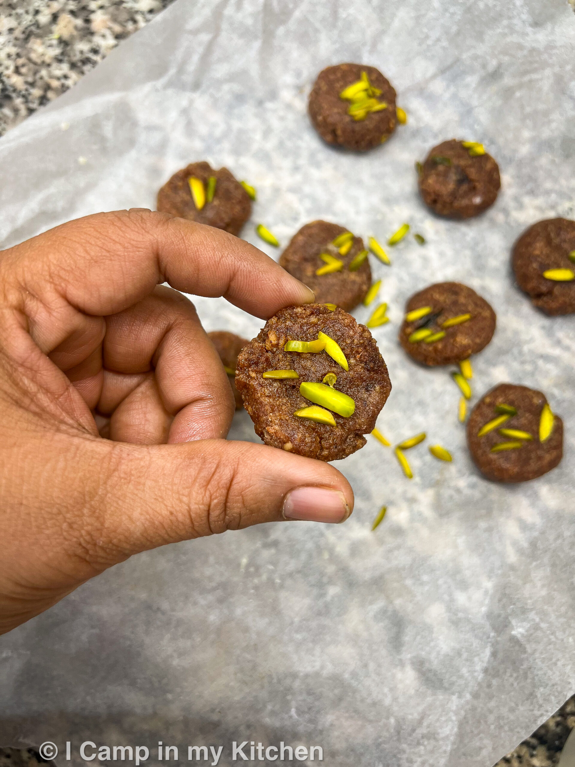 Bite sized paneer peda