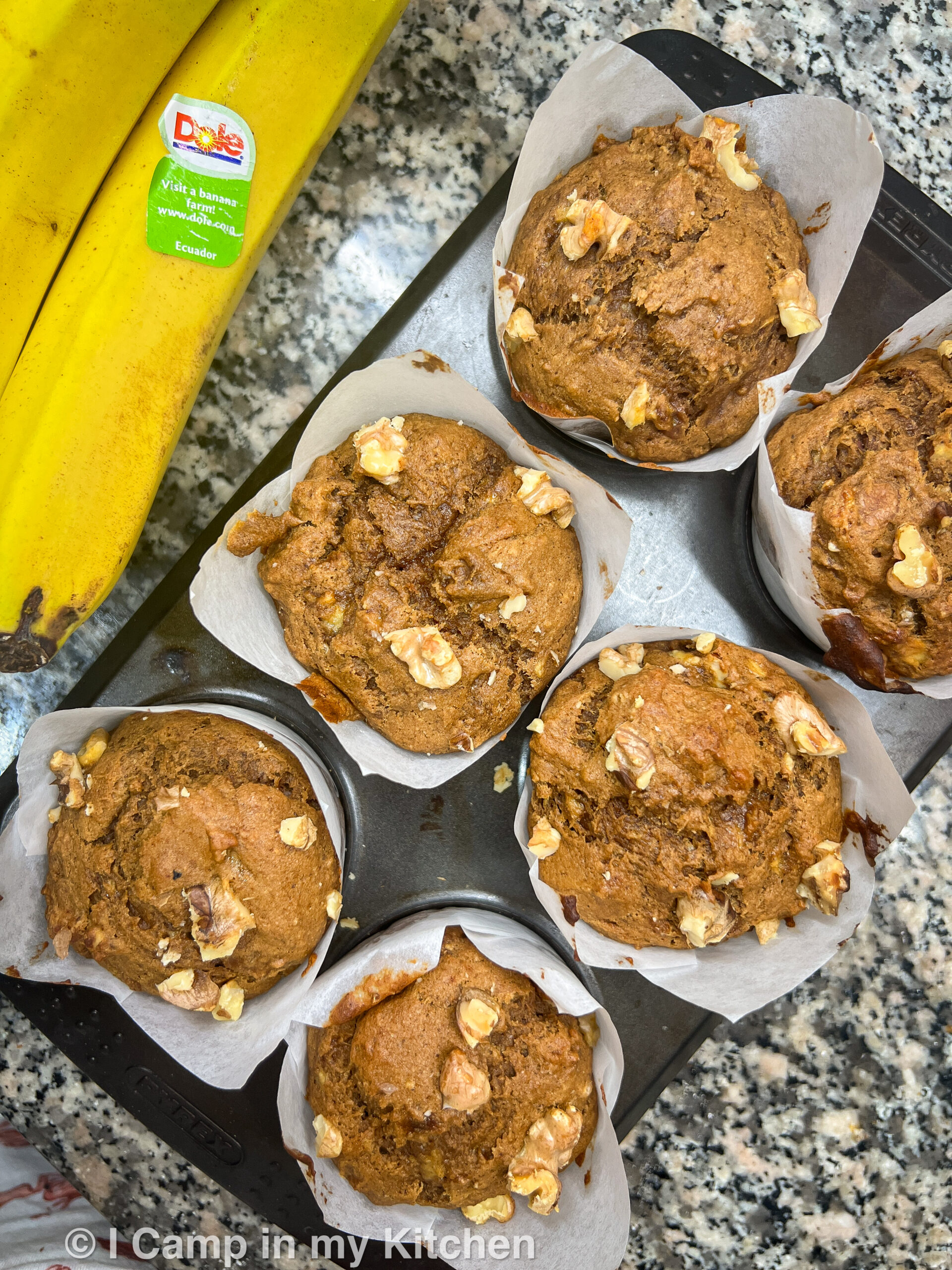 Soft and fluffy banana walnut muffins 