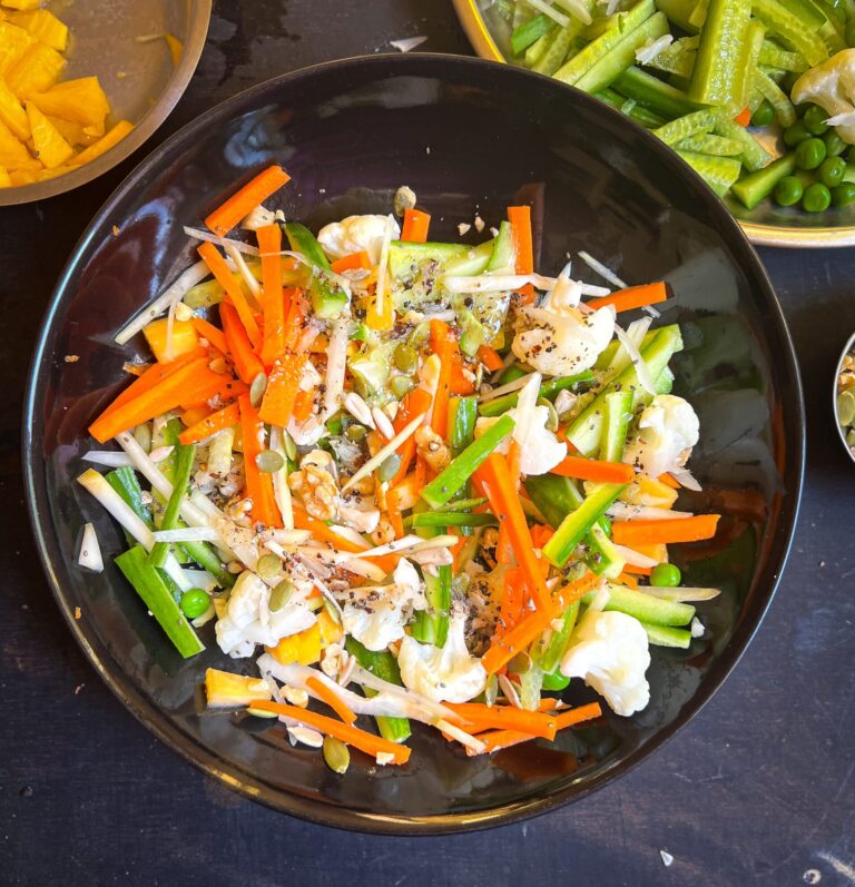 Quick and easy vegetable salad