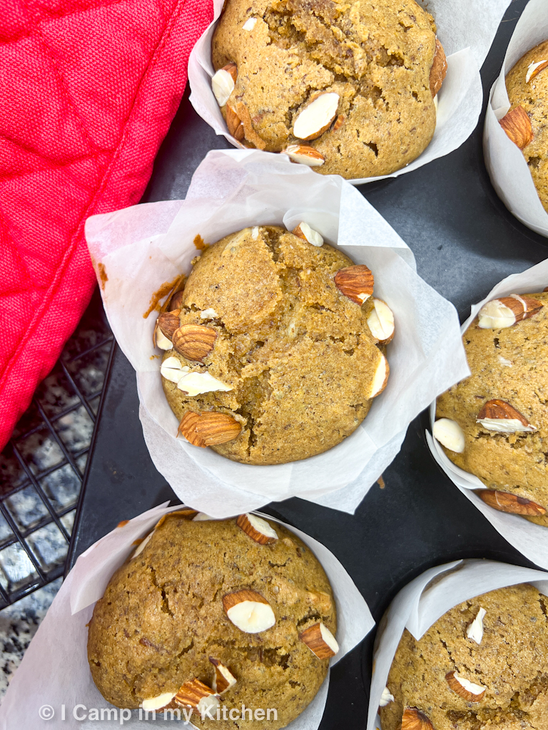 Vegan nuts and seeds muffins 