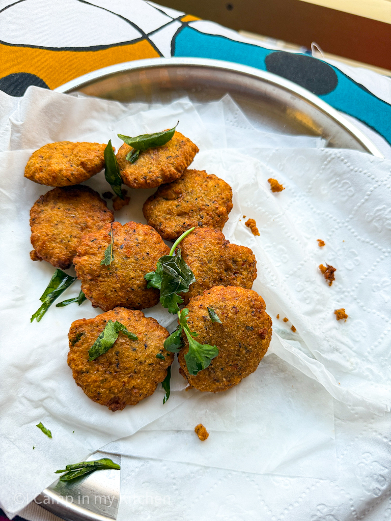 Lets make karamani vadai 